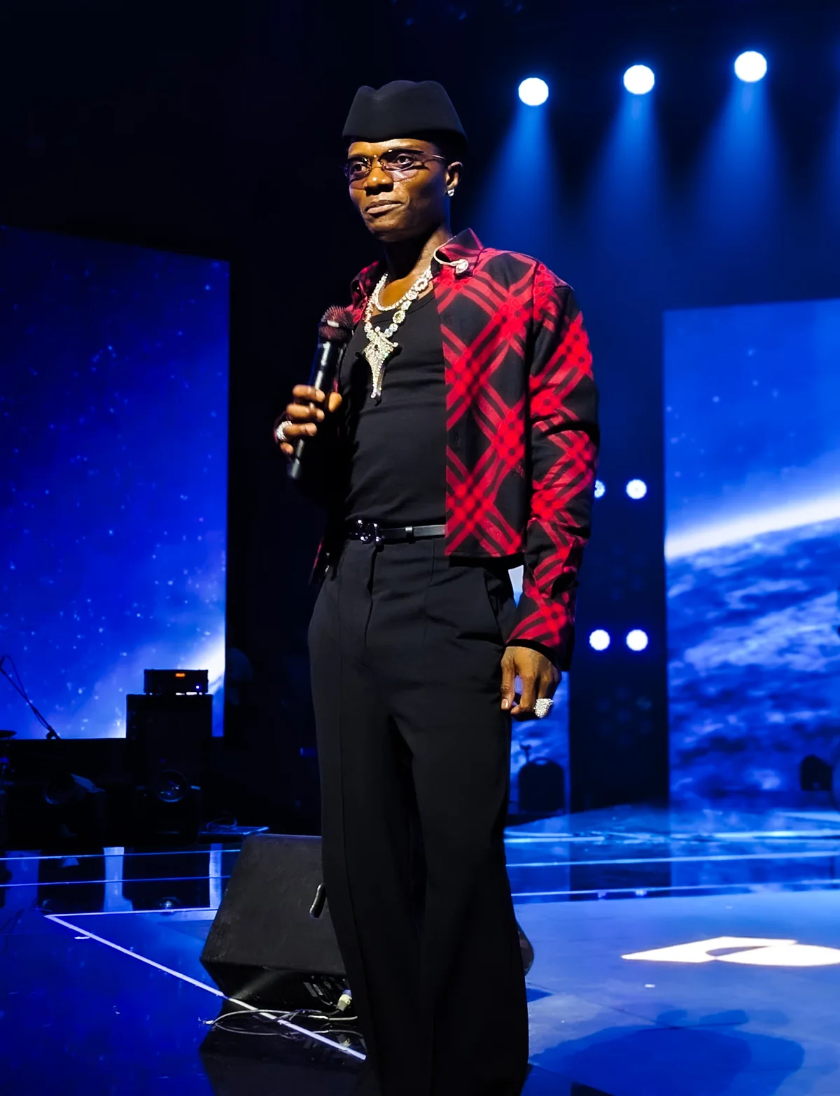 Wizkid performing live in Algiers in 2025
